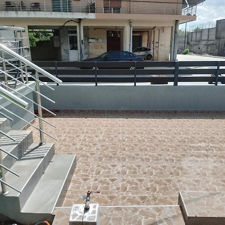 Black Eagle Apartment Drama Exterior photo